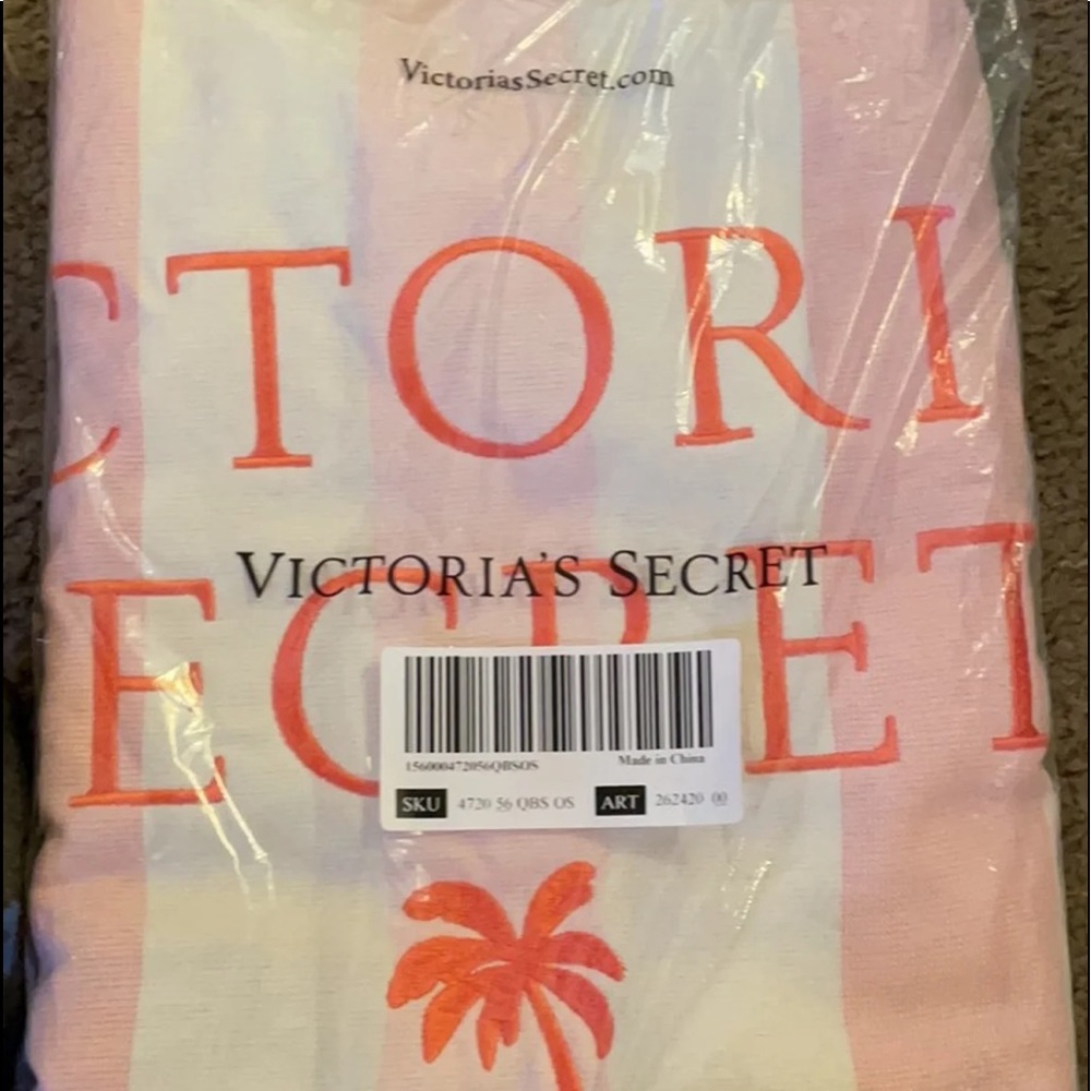 Vs beach towel